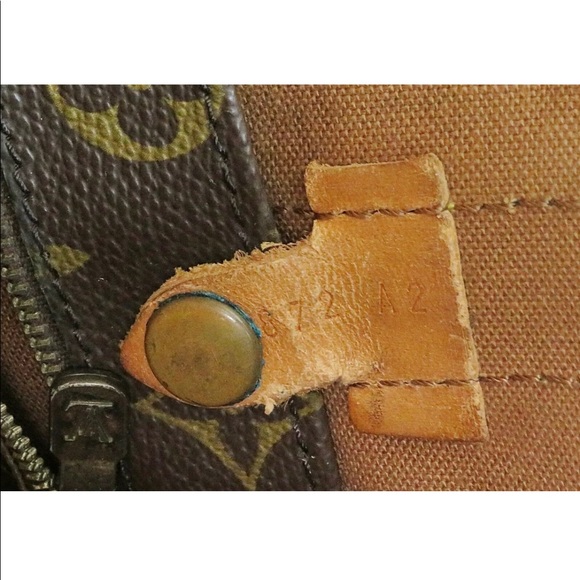 Louis Vuitton Vintage Bucket Backpack - Picture 4 of 8